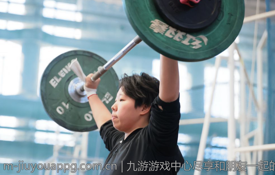 九游游戏中心尽享和朋友一起的游戏时光